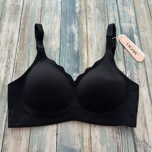 OEAK Bra Women's MEDIUM Smooth Wireless Scalloped Full Coverage Padded Black NEW